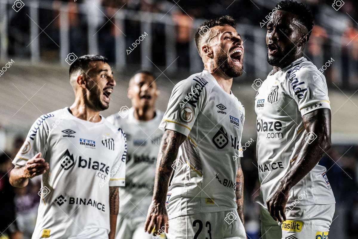 230510_Santos_3x0_Bahia_Brasileirão_foto Dennis Calçada_01 (258)-1.jpg