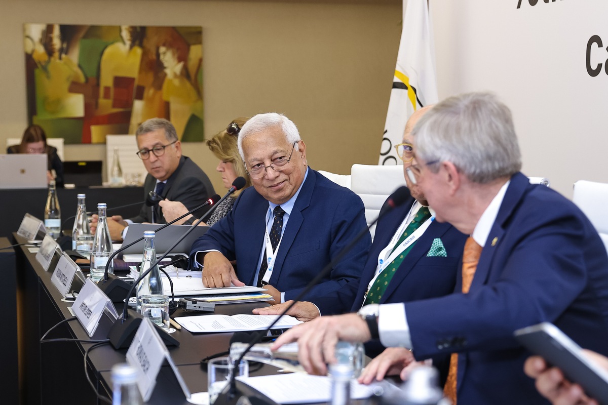WL_90thECMeeting_2910-1201.jpg