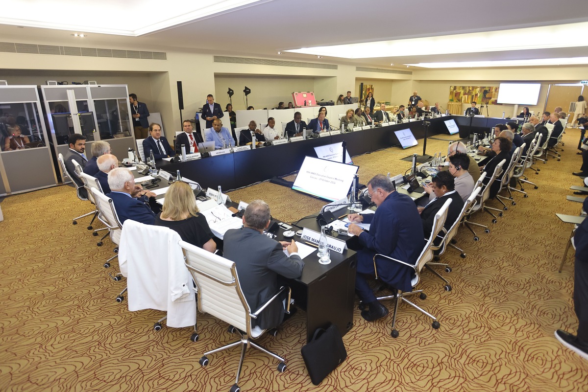 WL_90thECMeeting_2910-1270.jpg