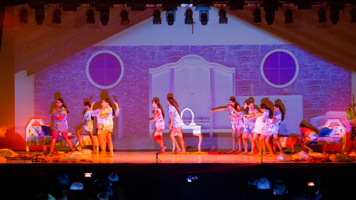 CCS_POETRYA_16-11_ELENCO_A-18.jpg