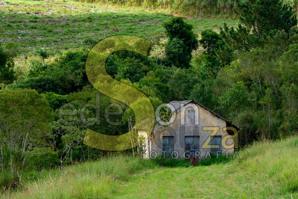 29032024_Vila Élvio- Encanto e Tradição em Piedade, SP Brasil, Um Refúgio de Beleza Natural e Hospitalidade Acolhedora_0016.jpg