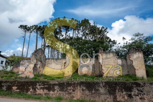 29032024_Vila Élvio- Encanto e Tradição em Piedade, SP Brasil, Um Refúgio de Beleza Natural e Hospitalidade Acolhedora_0019.jpg