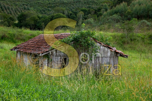 29032024_Vila Élvio- Encanto e Tradição em Piedade, SP Brasil, Um Refúgio de Beleza Natural e Hospitalidade Acolhedora_0008.jpg
