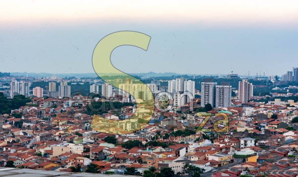 Deslumbrantes vistas do Morro da Mariquinha ao entardecer- Uma jornada visual sobre a beleza de Sorocaba, SP, Brasil, capturada em fotografias aéreas (17 de 18).jpg