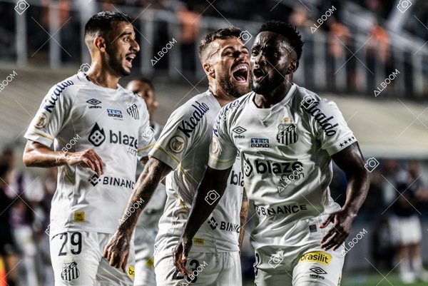 230510_Santos_3x0_Bahia_Brasileirão_foto Dennis Calçada_01 (259)-1.jpg